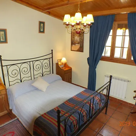 Casa El Enebral Сasa de vacaciones *